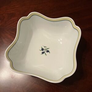 Wedgewood Tuscan Harvest Square Salad Vegetable Bowl